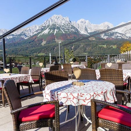 Cafe-Restaurant Bettina Hotel Ellmau Exterior photo